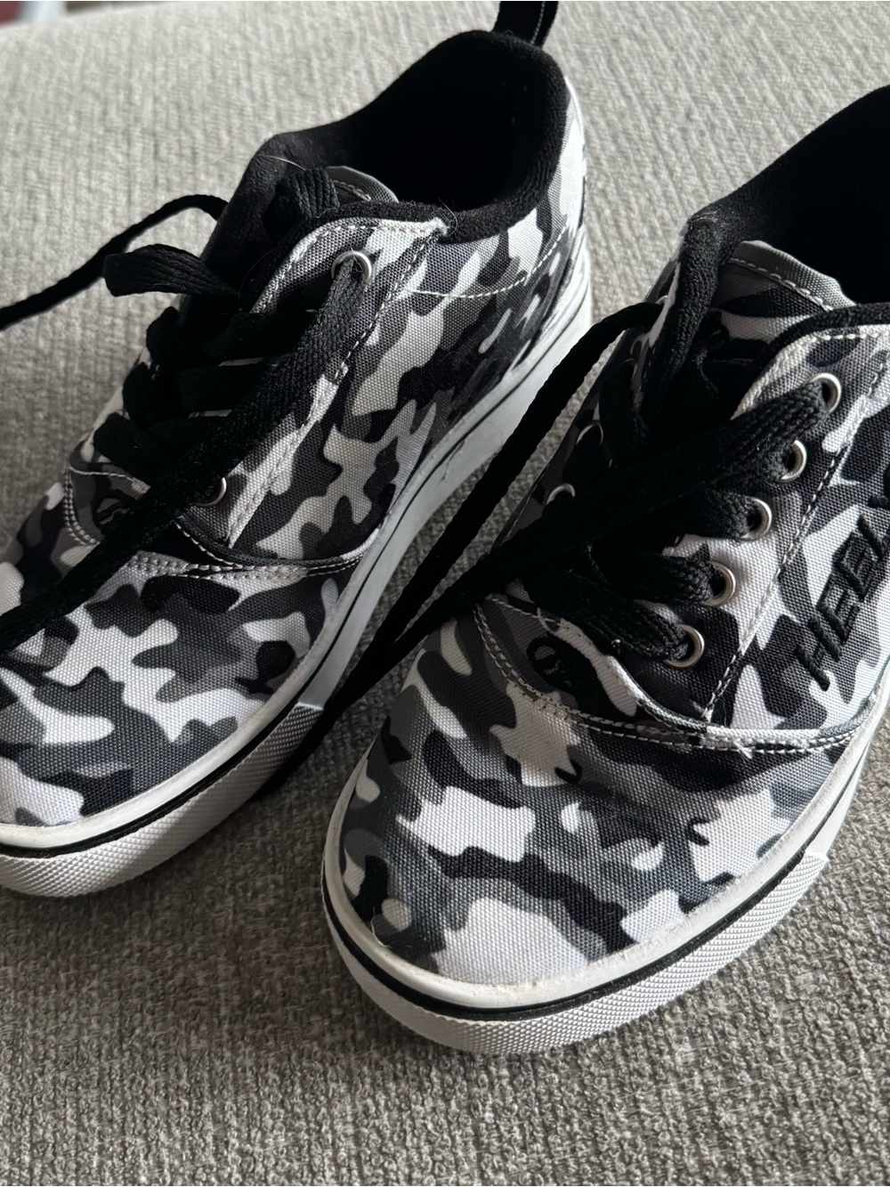 Heelys Kids Black & White Camo Skate Sneakers